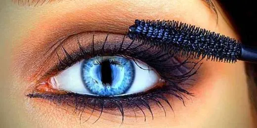 eye shadow blue eyes
