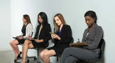 What Should a Woman Wear to a Job Interview: 12 Best Interview Outfits